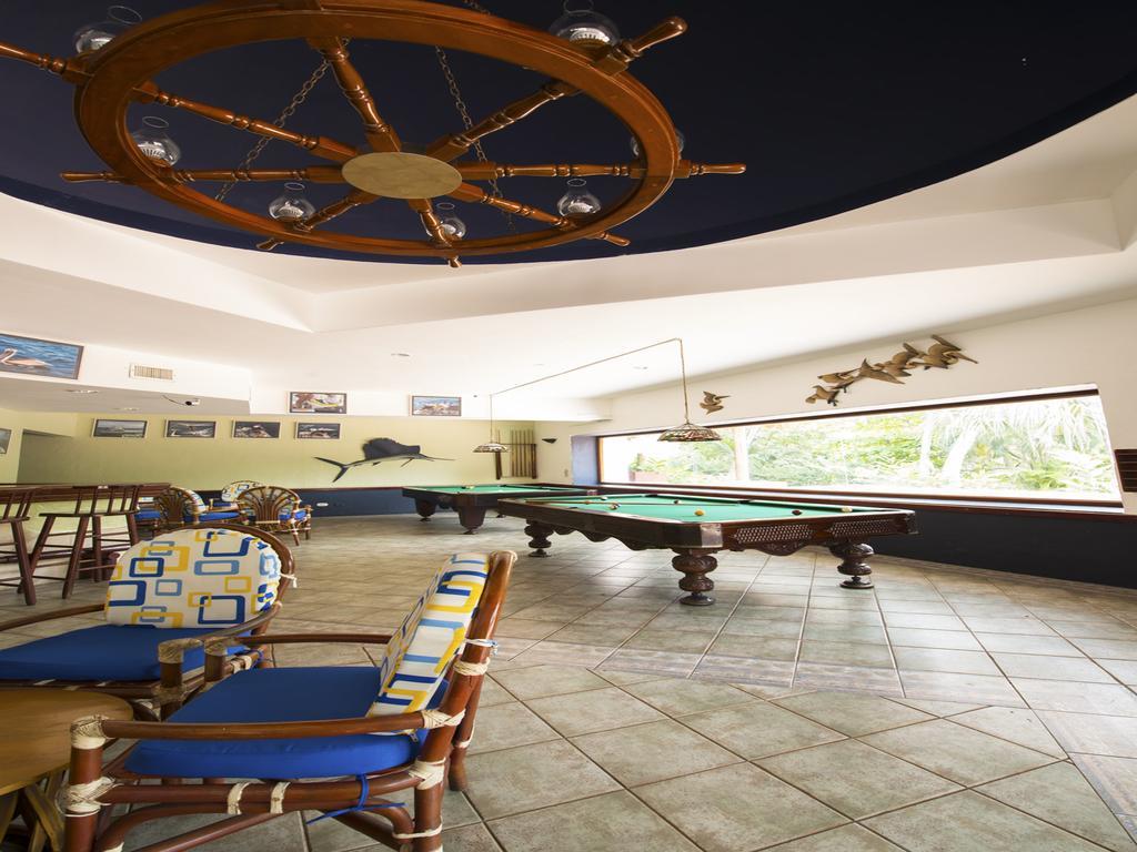 Hotel Soleil Pacifico Chulamar Buitenkant foto