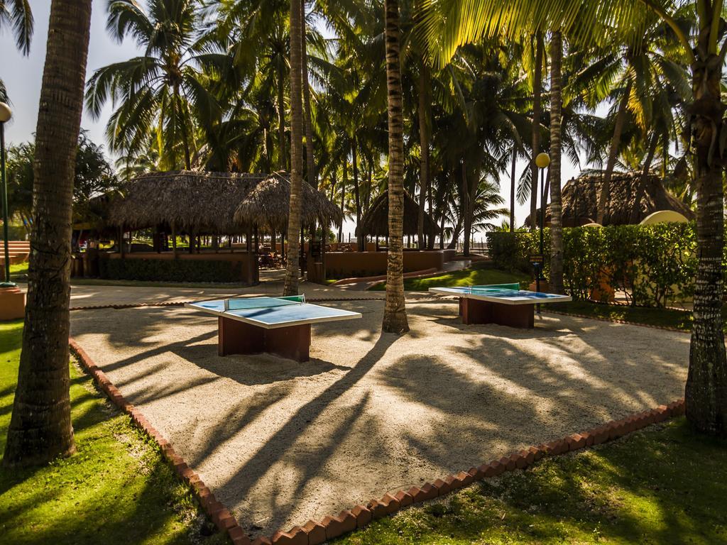 Hotel Soleil Pacifico Chulamar Buitenkant foto