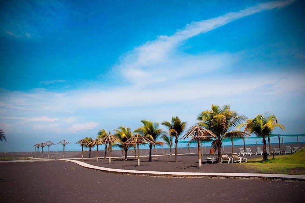 Hotel Soleil Pacifico Chulamar Buitenkant foto