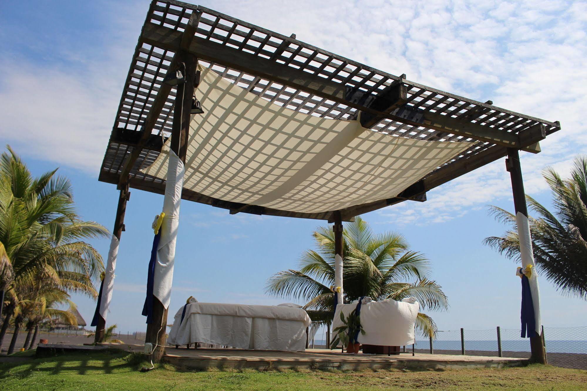 Hotel Soleil Pacifico Chulamar Buitenkant foto